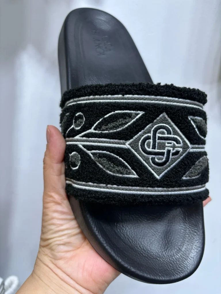 Casablanca Embroidered Slides #VM0Q